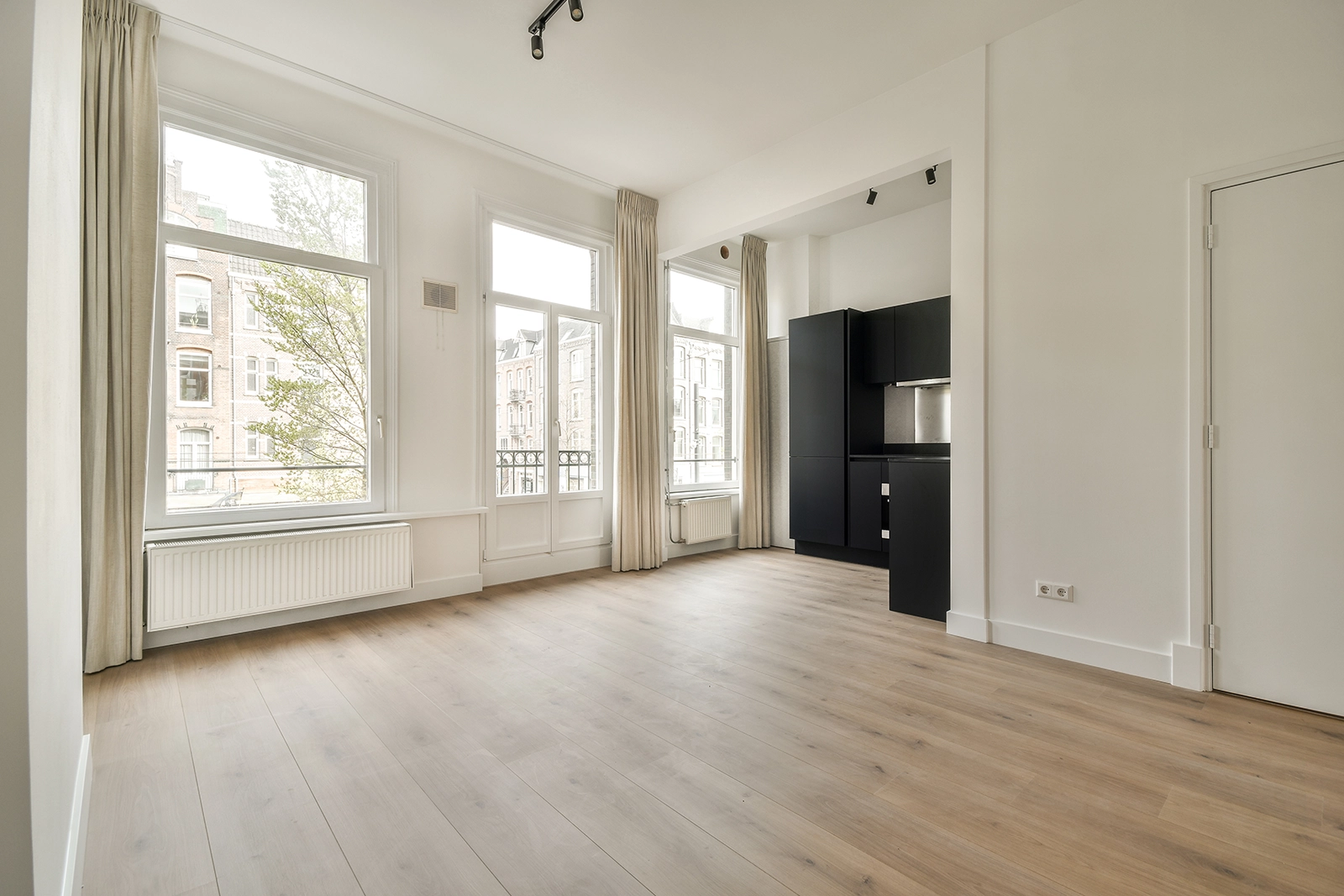 Virtual staging example 5 - Before